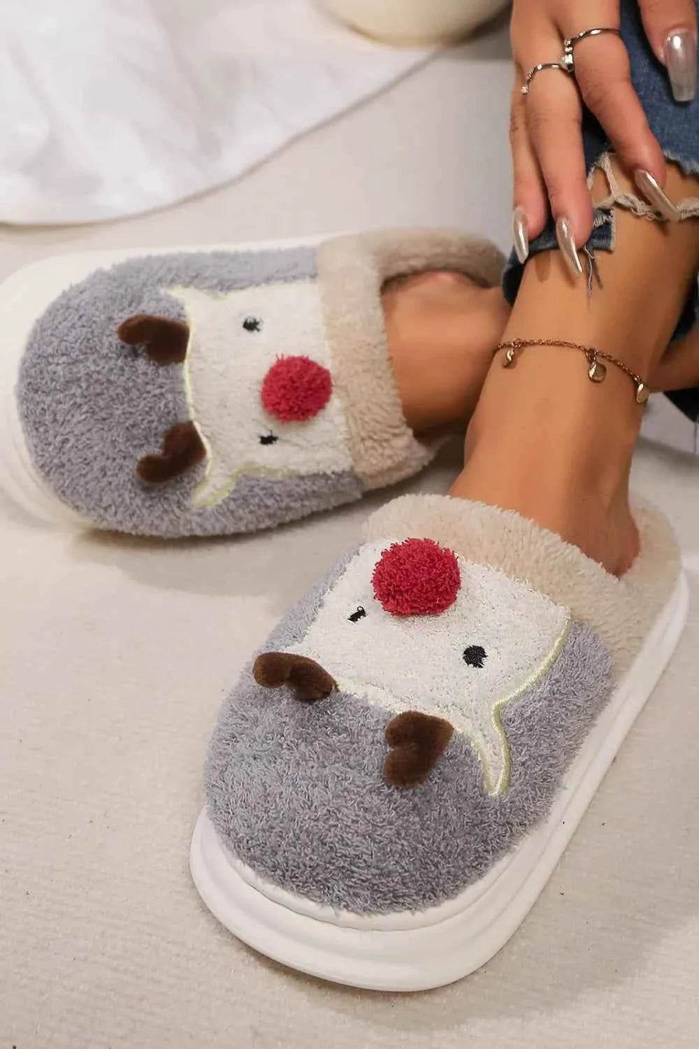 Elk Furry PVC Flat Slippers for a perfect OOTD – dress to impress outfits from Amexza
