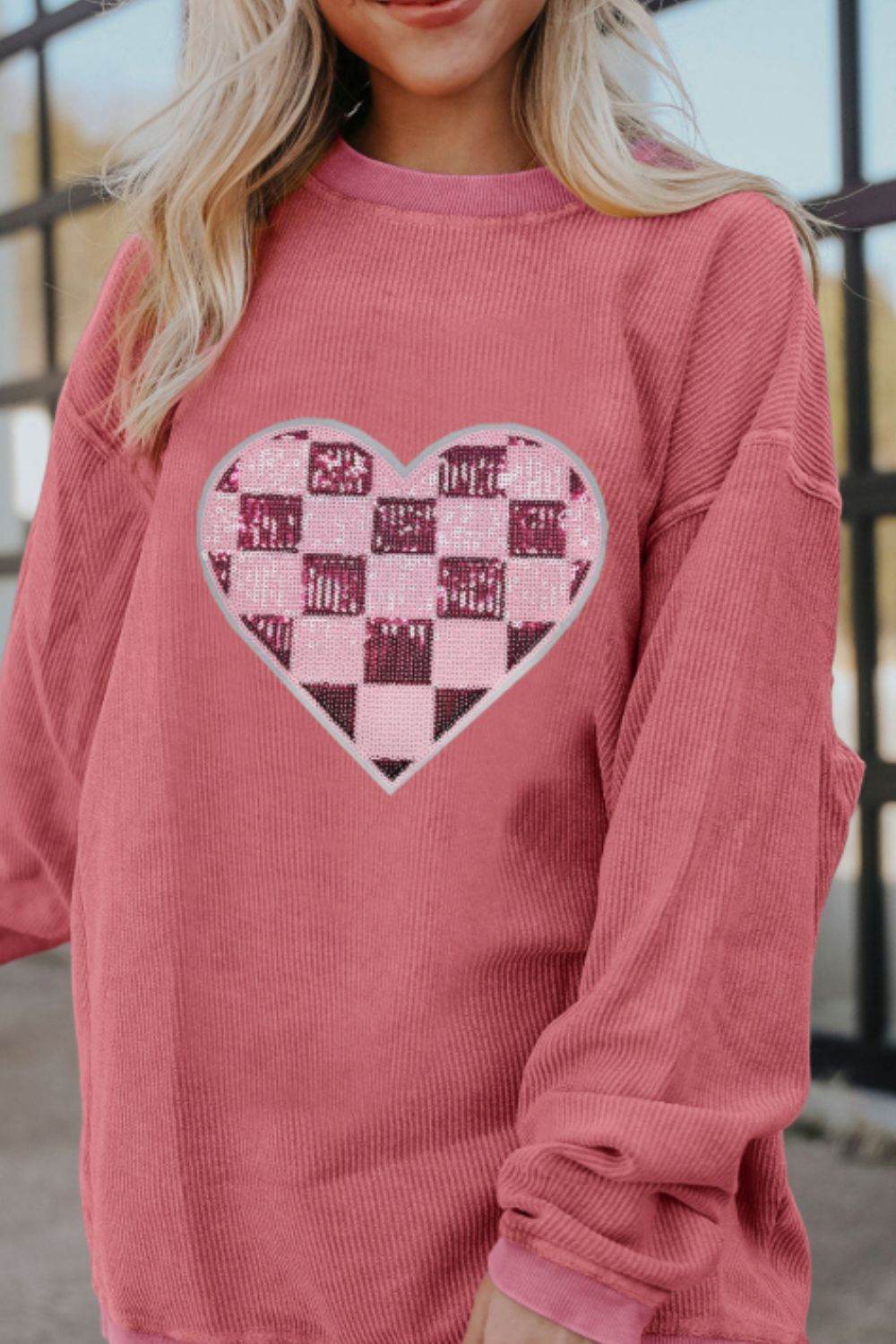 Valentine’s Day Sequin Checkered Heart Long Sleeve Sweatshirt for a perfect OOTD – dress to impress outfits from Amexza