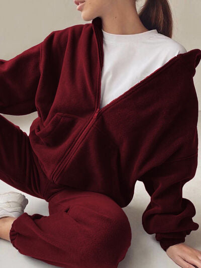 Zip Up Long Sleeve Hoodie and Joggers Set Burgundy for a perfect OOTD – dress to impress outfits from Amexza