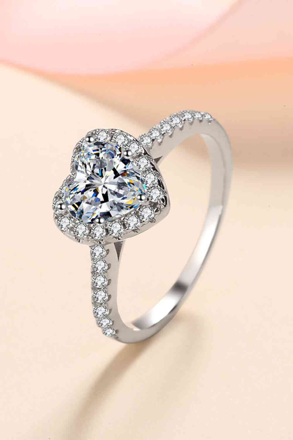 1 Carat Moissanite Heart-Shaped Ring Silver for a perfect OOTD – dress to impress outfits from Amexza