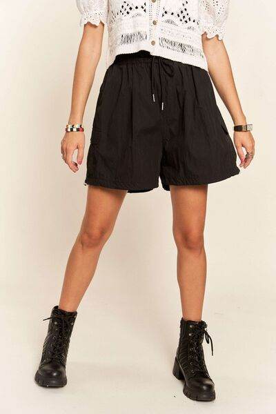 ADORA Drawstring Shorts with Pockets for a perfect OOTD – dress to impress outfits from Amexza