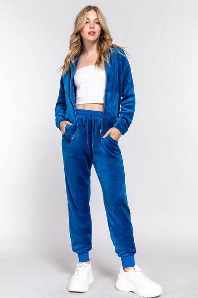 ACTIVE BASIC Faux Fur Zip Up Long Sleeve Hoodie and Joggers Set for a perfect OOTD – dress to impress outfits from Amexza