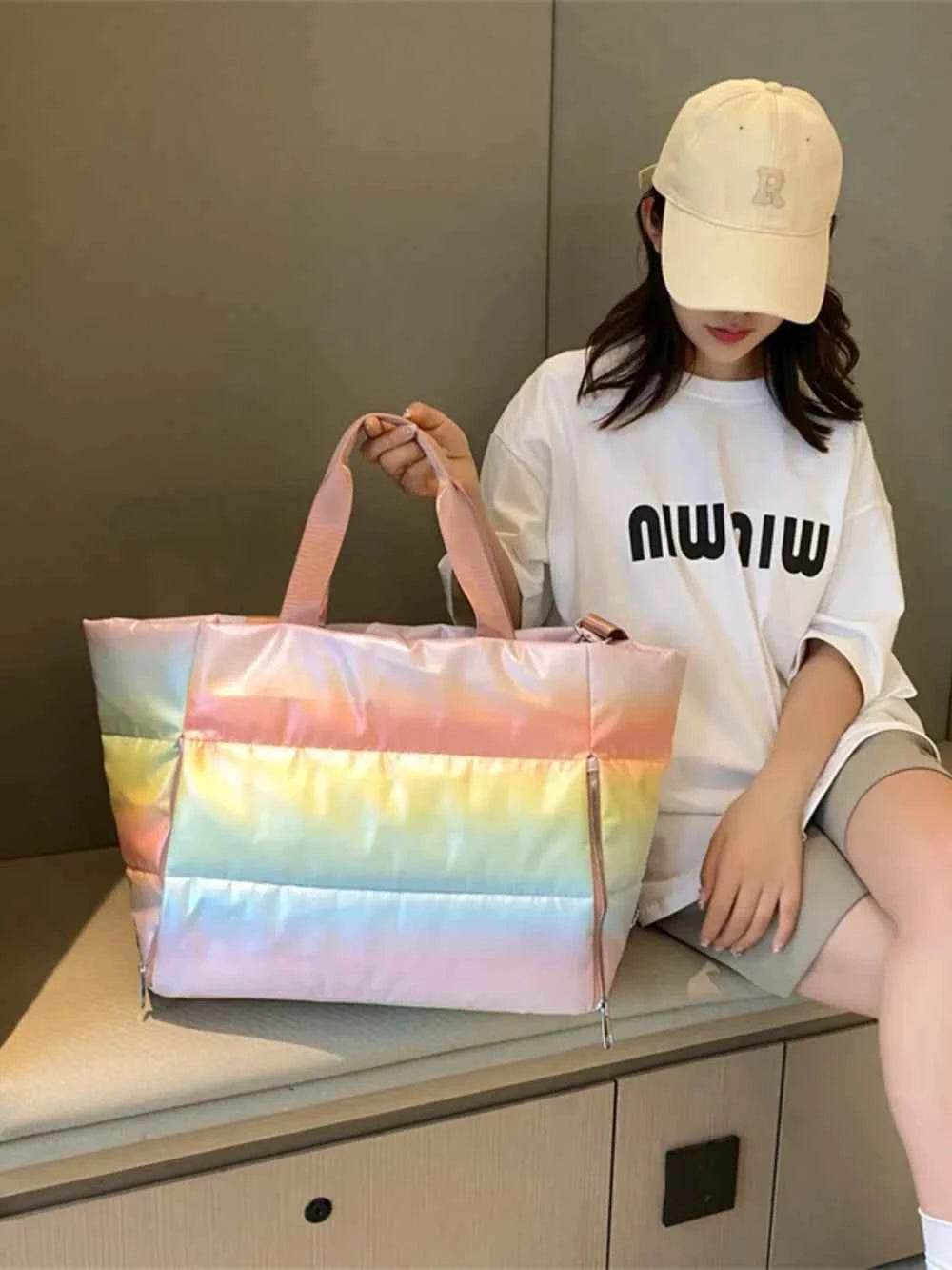 Gradient Quilted Travel Bag with Side Zippers Light Green One Size for a perfect OOTD – dress to impress outfits from Amexza