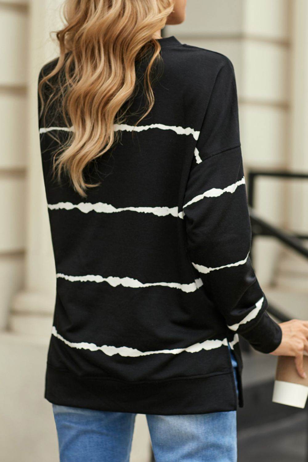 Slit Contrast Striped Round Neck Long Sleeve T-Shirt - Amexza