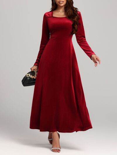 Square Neck Long Sleeve Velvet Dress for a perfect OOTD – dress to impress outfits from Amexza