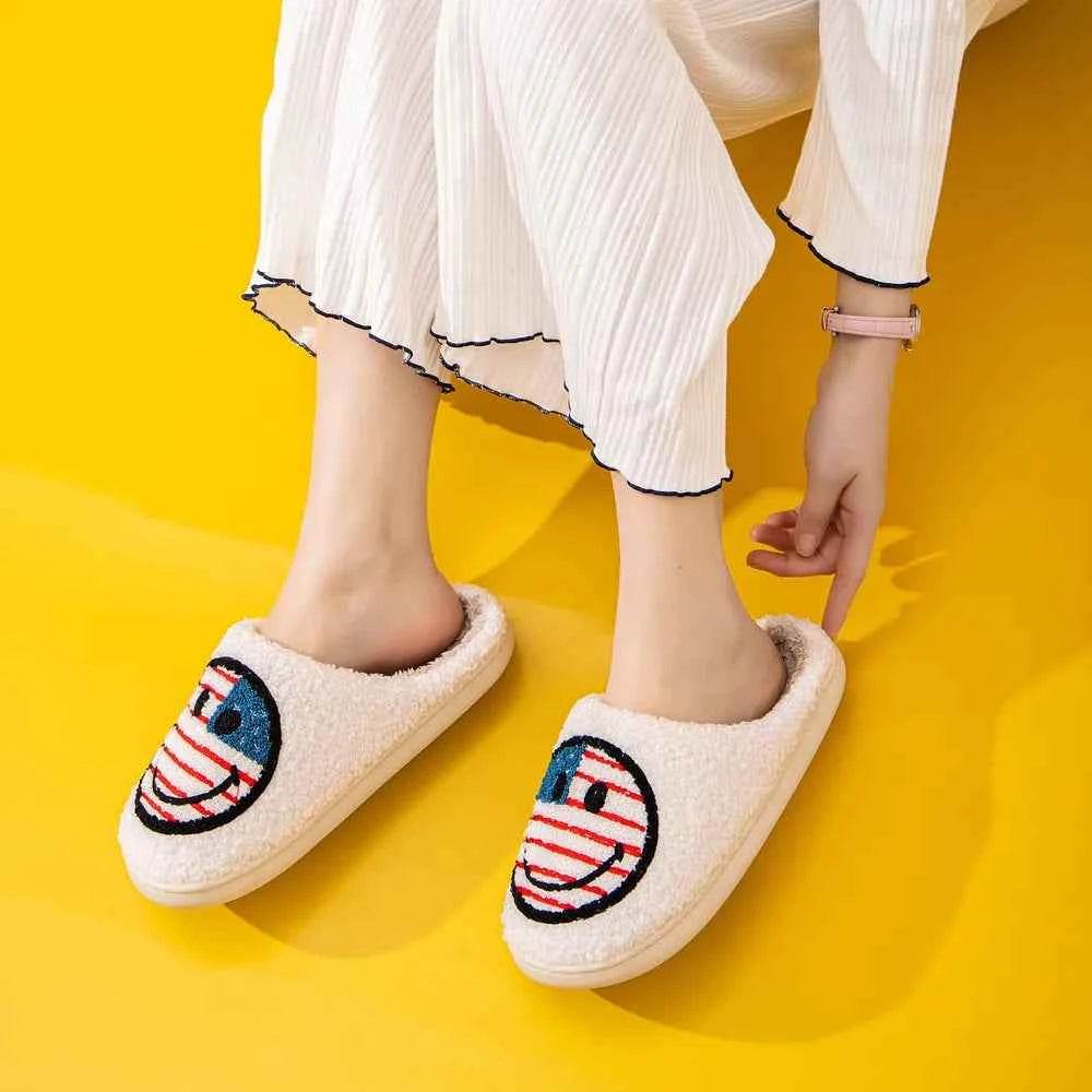 Melody Smiley Face Slippers for a perfect OOTD – dress to impress outfits from Amexza