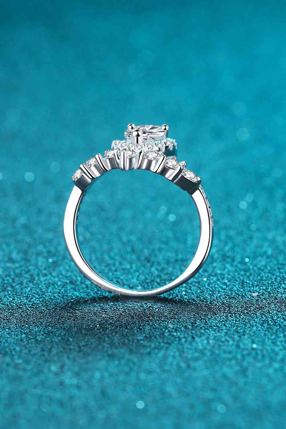 Stand Out Moissanite Ring for a perfect OOTD – dress to impress outfits from Amexza