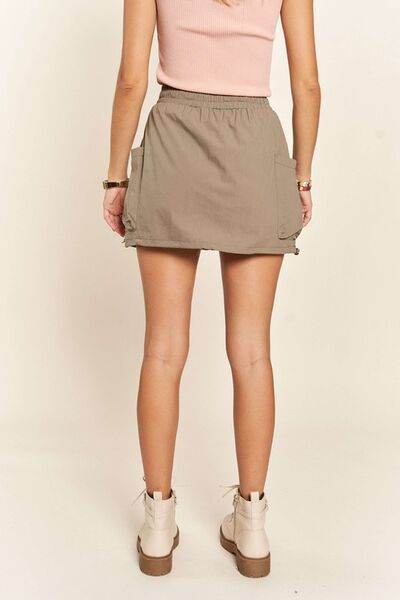 ADORA Drawstring Skort with Pockets for a perfect OOTD – dress to impress outfits from Amexza