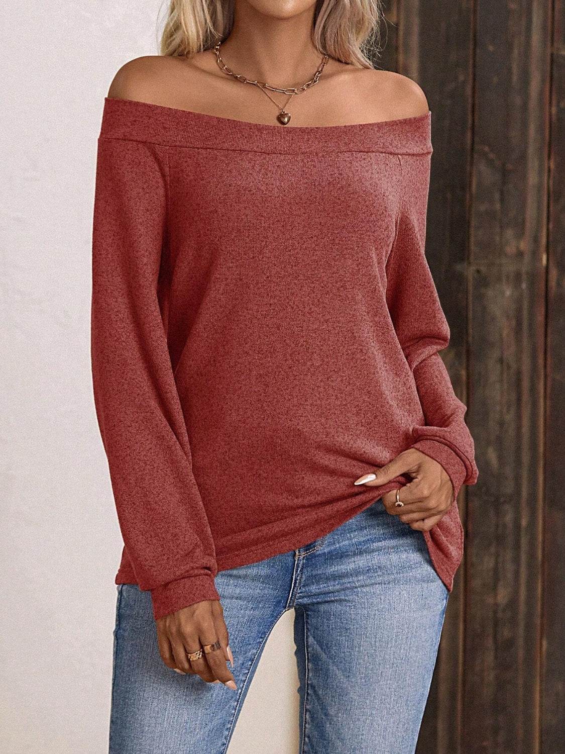 Off-Shoulder Long Sleeve T-Shirt for a perfect OOTD – dress to impress outfits from Amexza