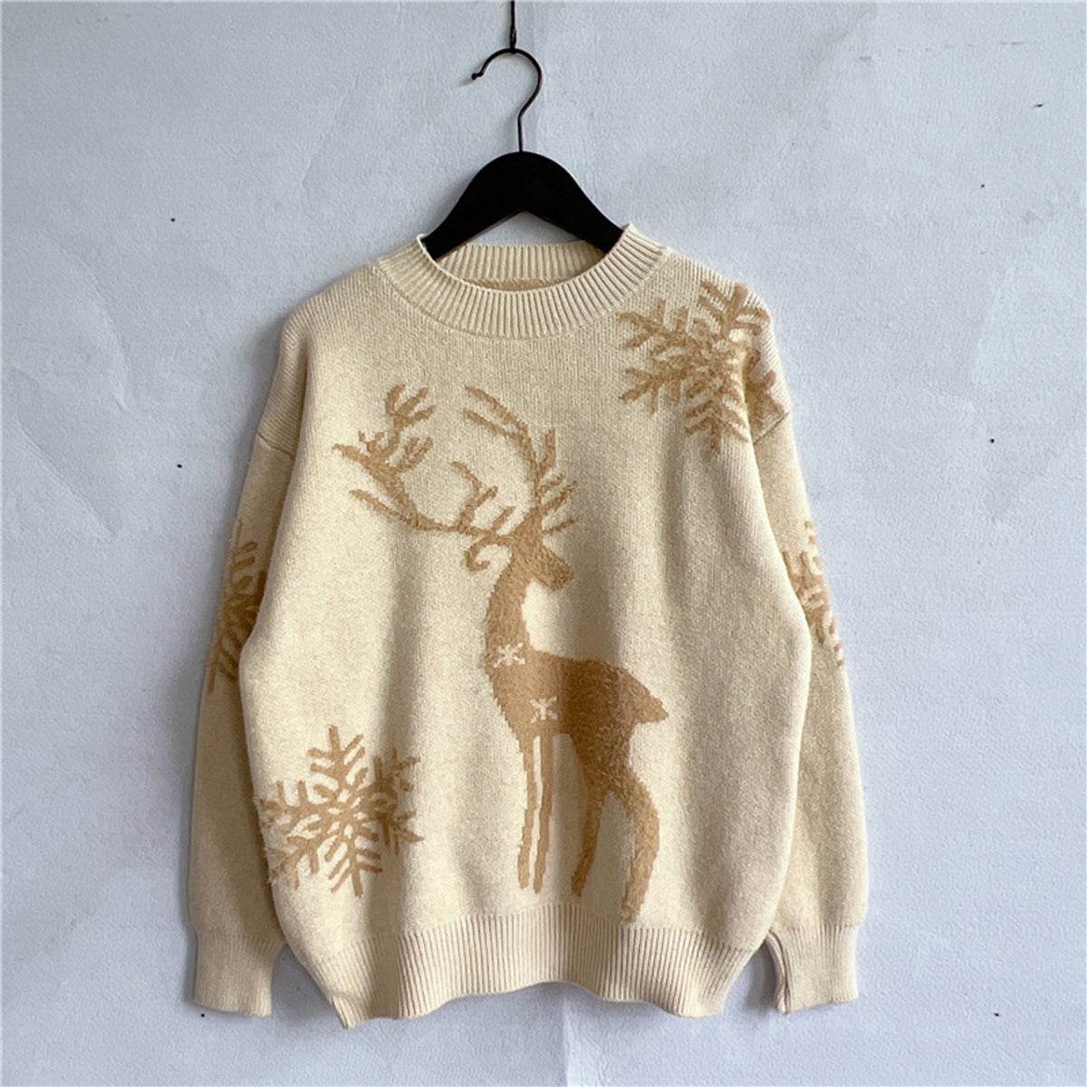 Reindeer and Snowflake Pattern Sweater - Amexza