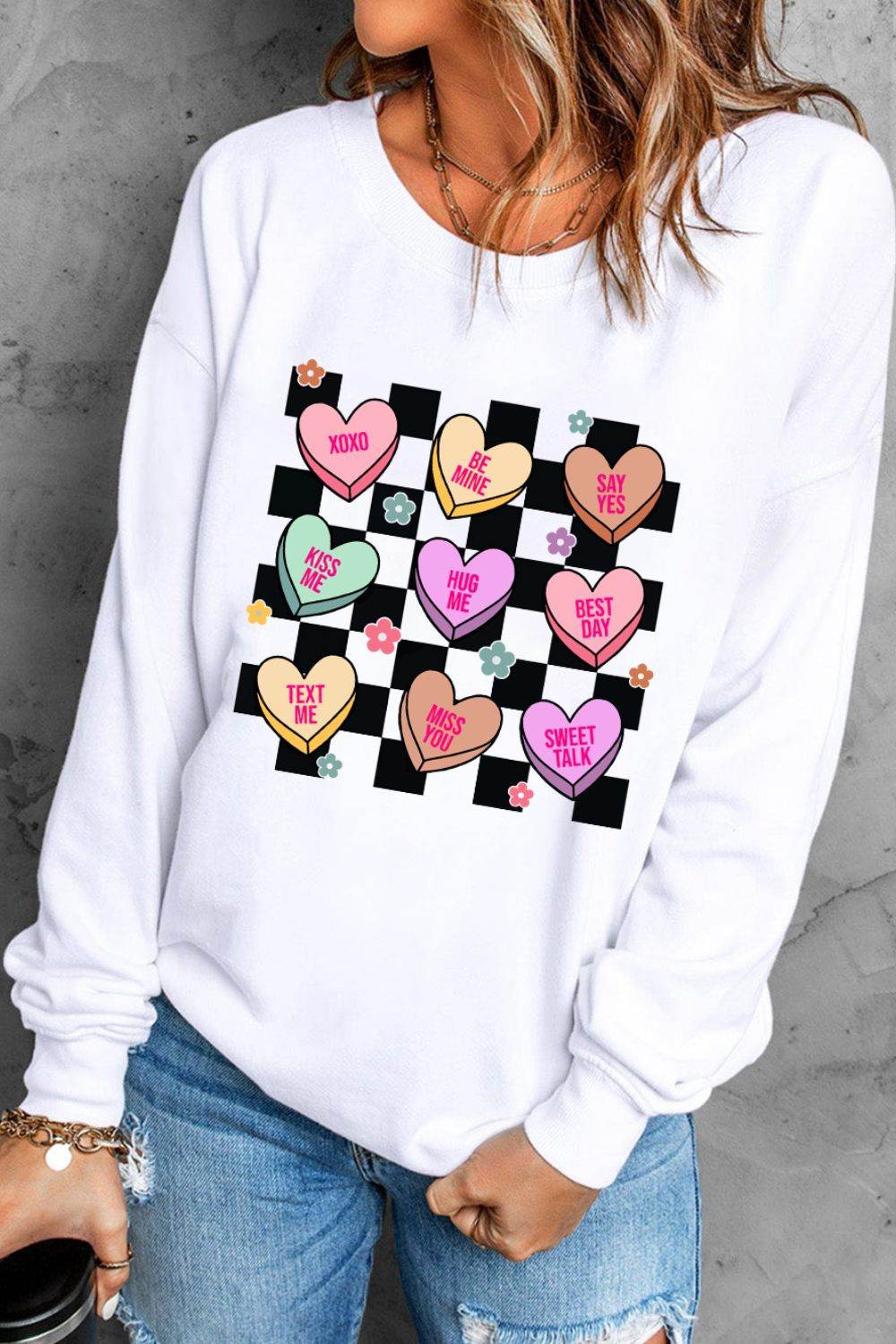 Valentine's Day Checkered Heart Long Sleeve Sweatshirt for a perfect OOTD – dress to impress outfits from Amexza