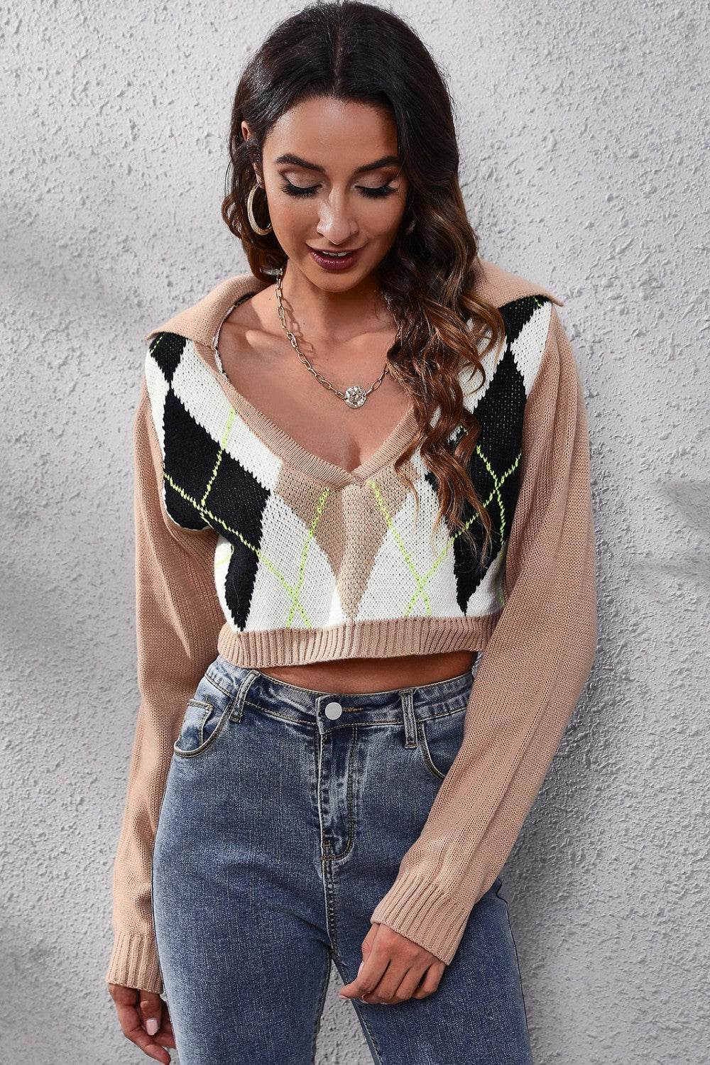 Geometric Long Sleeve Cropped Sweater Taupe for a perfect OOTD – dress to impress outfits from Amexza