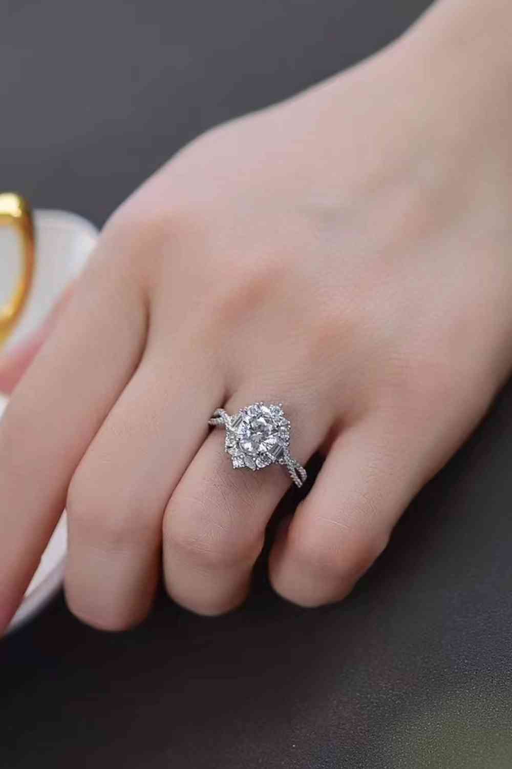 Floral 2 Carat Moissanite Crisscross Ring for a perfect OOTD – dress to impress outfits from Amexza