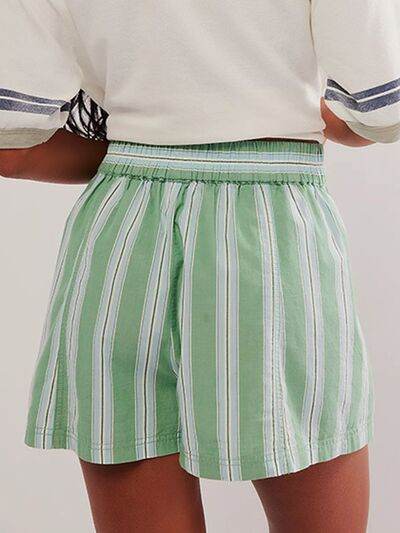 Striped Elastic Waist Shorts for a perfect OOTD – dress to impress outfits from Amexza