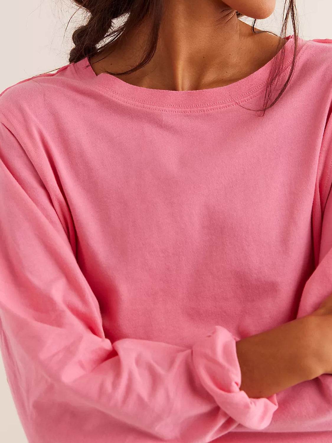 Round Neck Long Sleeve Cropped T-Shirt for a perfect OOTD – dress to impress outfits from Amexza