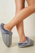Cable-Knit Fluff Round Toe Slippers for a perfect OOTD – dress to impress outfits from Amexza
