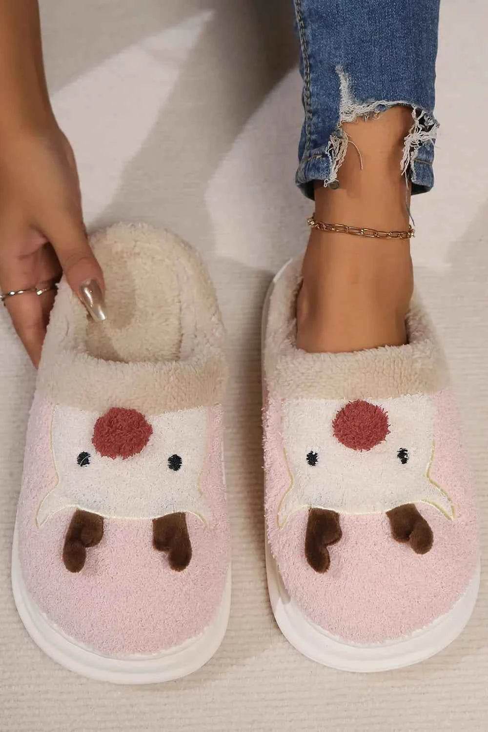 Elk Furry PVC Flat Slippers Blush Pink for a perfect OOTD – dress to impress outfits from Amexza
