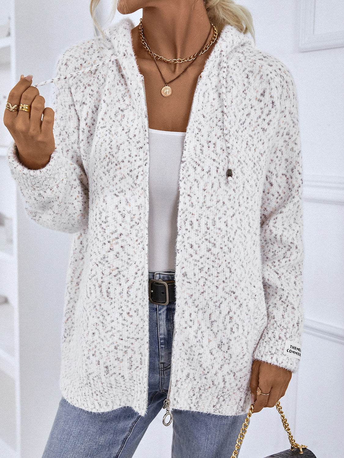 Zip-Up Hooded Sweater White for a perfect OOTD – dress to impress outfits from Amexza