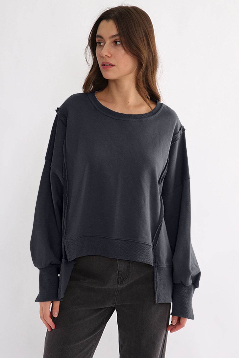 Exposed Seam High-Low Long Sleeve Sweatshirt for a perfect OOTD – dress to impress outfits from Amexza
