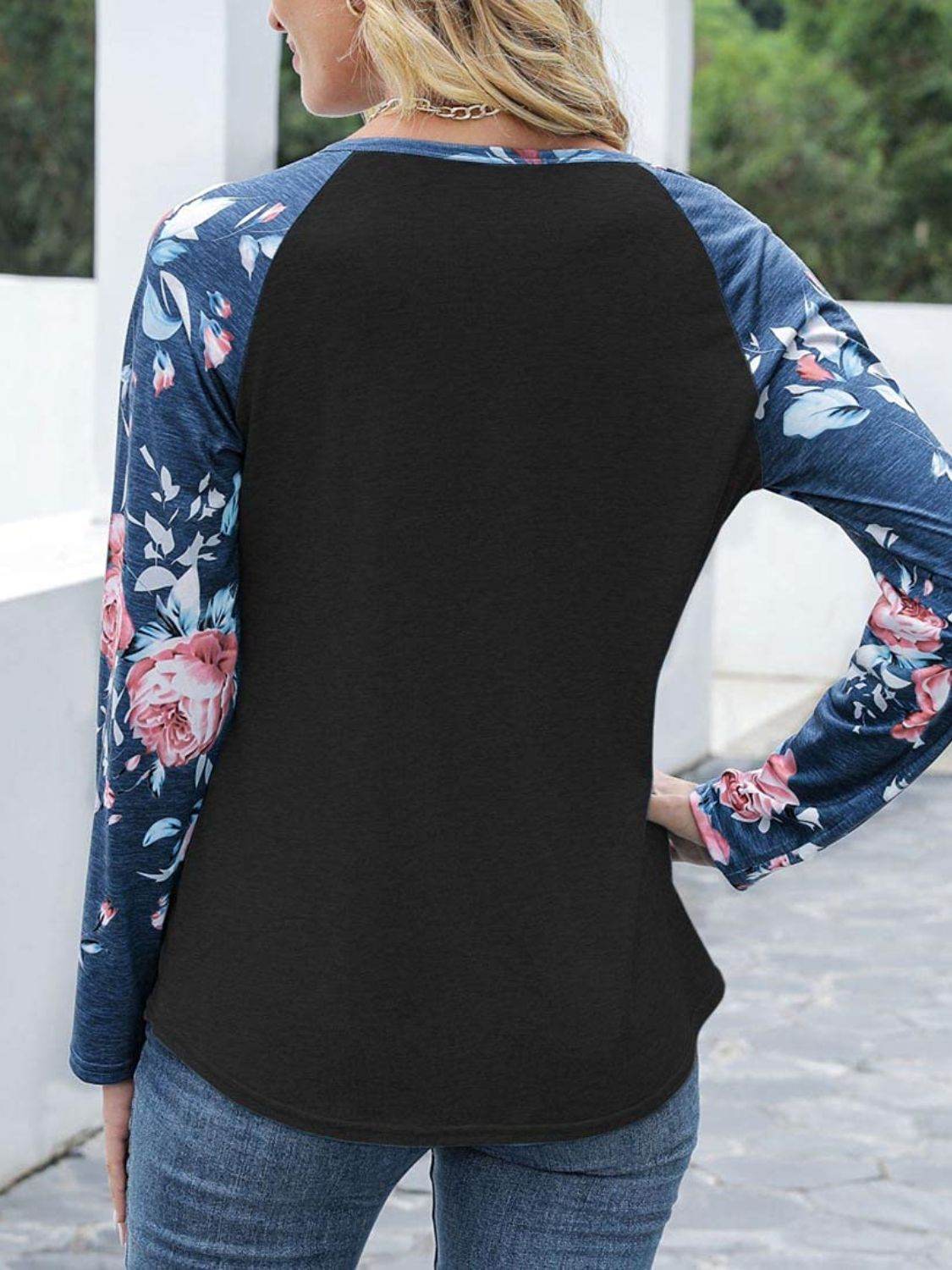 V-Neck Floral Long Sleeve T-Shirt for a perfect OOTD – dress to impress outfits from Amexza