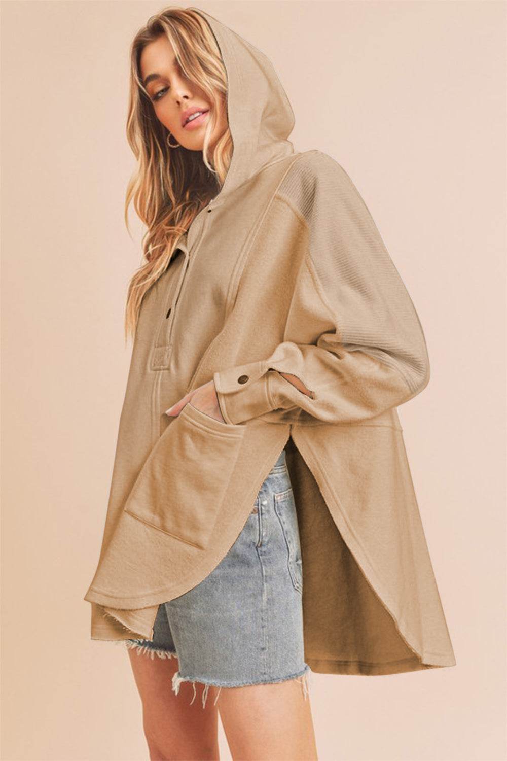 Aemi+Co Slit Half Snap Oversize Hoodie for a perfect OOTD – dress to impress outfits from Amexza