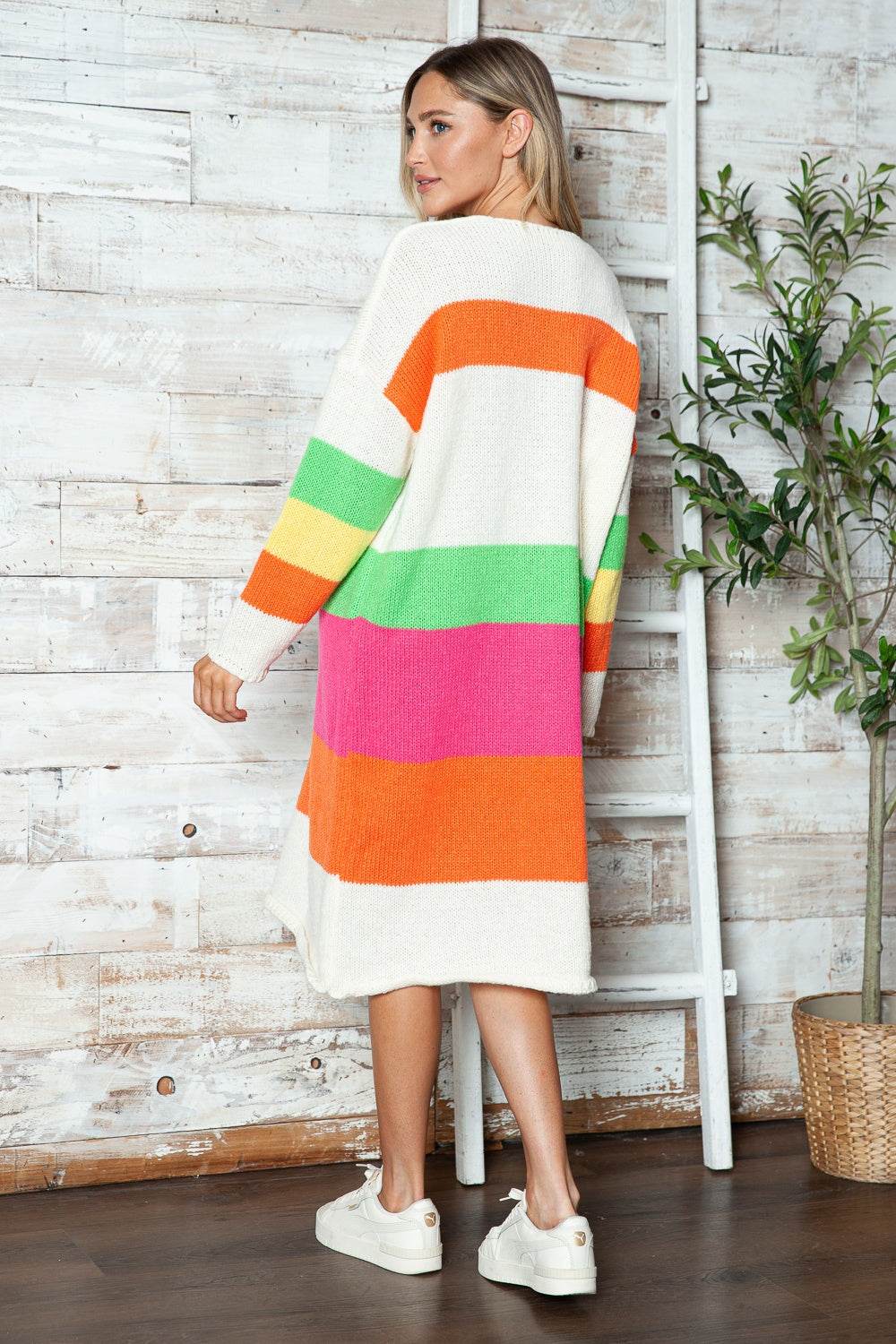 Color Block V-Neck Long Sleeve Sweater Dress for a perfect OOTD – dress to impress outfits from Amexza