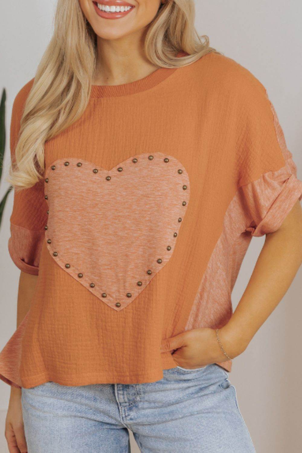 Stud Heart Patch Round Neck Short Sleeve T-Shirt - Amexza