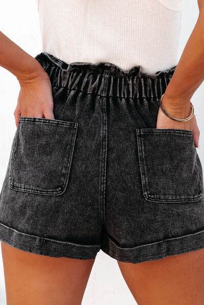 Paperbag Waist Denim Shorts with Pockets for a perfect OOTD – dress to impress outfits from Amexza