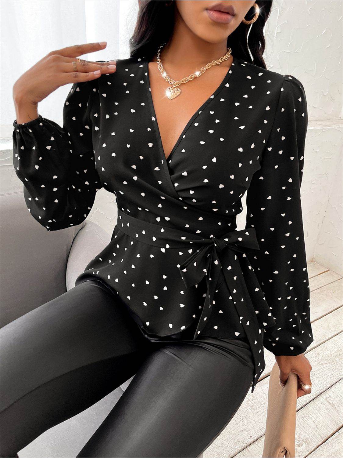 Heart Print Surplice Balloon Sleeve Blouse - Amexza