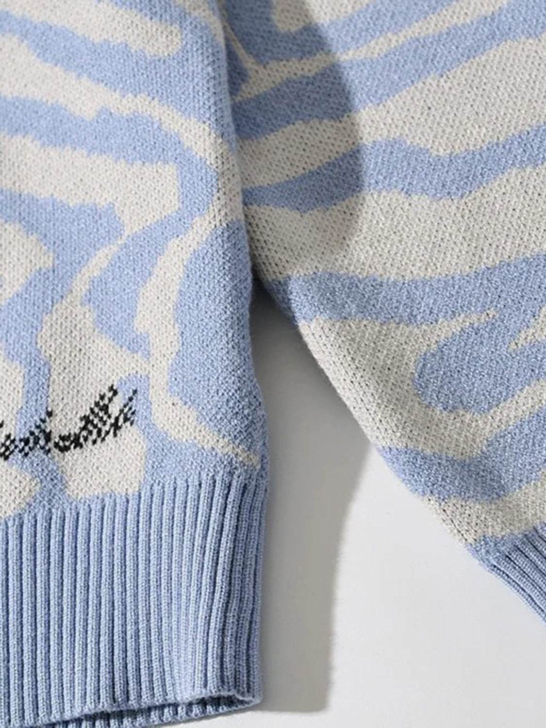 Printed V-Neck Long Sleeve Sweater for a perfect OOTD – dress to impress outfits from Amexza