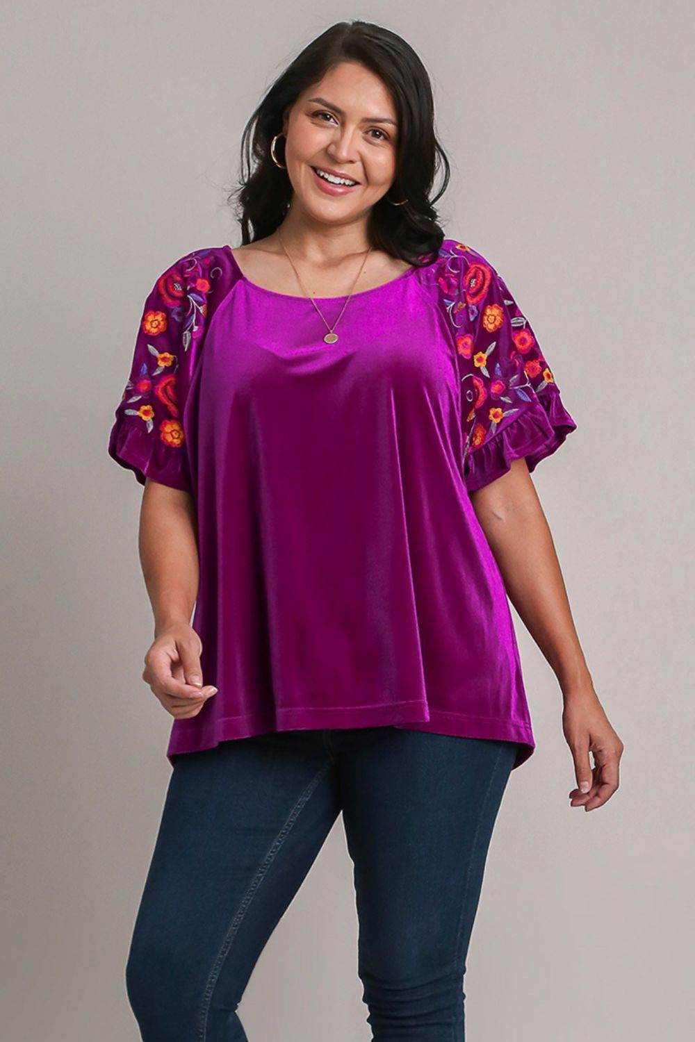Umgee Full Size Velvet Embroidery Short Sleeve Blouse - Amexza