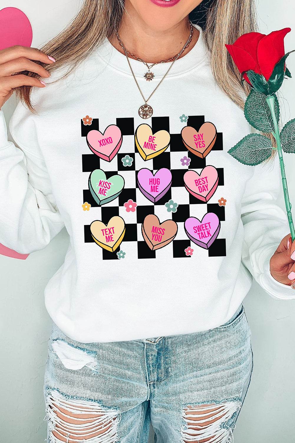 Valentine's Day Checkered Heart Long Sleeve Sweatshirt for a perfect OOTD – dress to impress outfits from Amexza