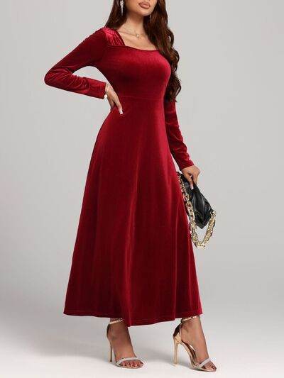 Square Neck Long Sleeve Velvet Dress for a perfect OOTD – dress to impress outfits from Amexza