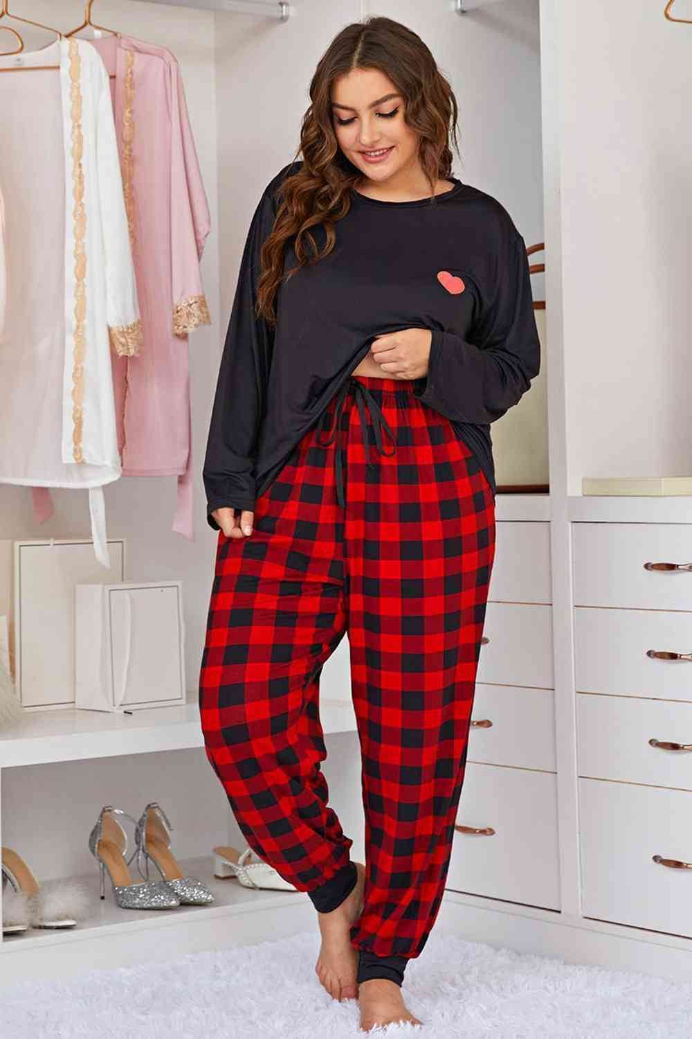 Plus Size Heart Graphic Top and Plaid Joggers Lounge Set for a perfect OOTD – dress to impress outfits from Amexza