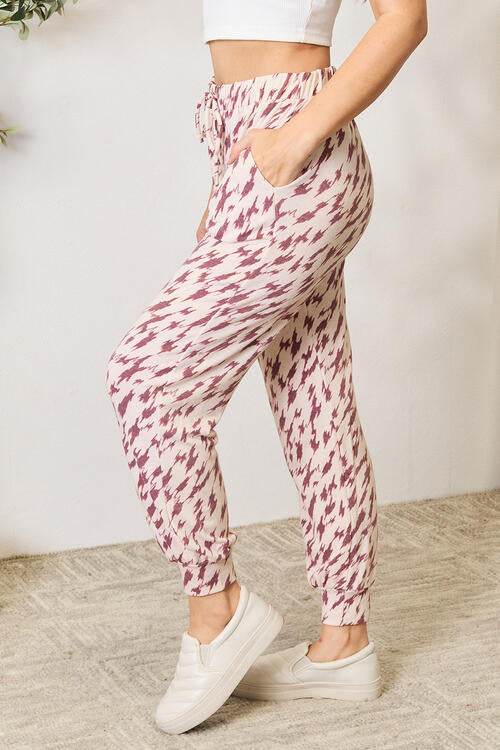 Heimish Full Size Printed Drawstring Pants for a perfect OOTD – dress to impress outfits from Amexza