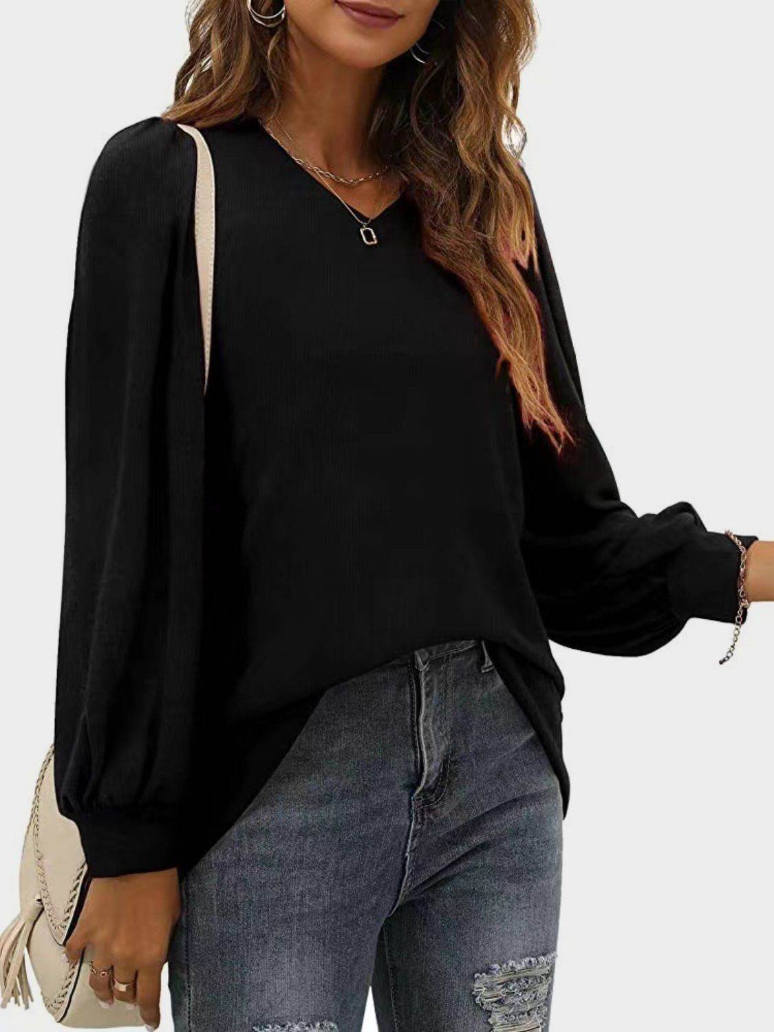 Heathered V-Neck Long Sleeve T-Shirt for a perfect OOTD – dress to impress outfits from Amexza