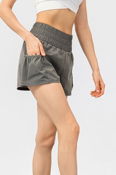 Elastic Waist Pocketed Active Shorts for a perfect OOTD – dress to impress outfits from Amexza