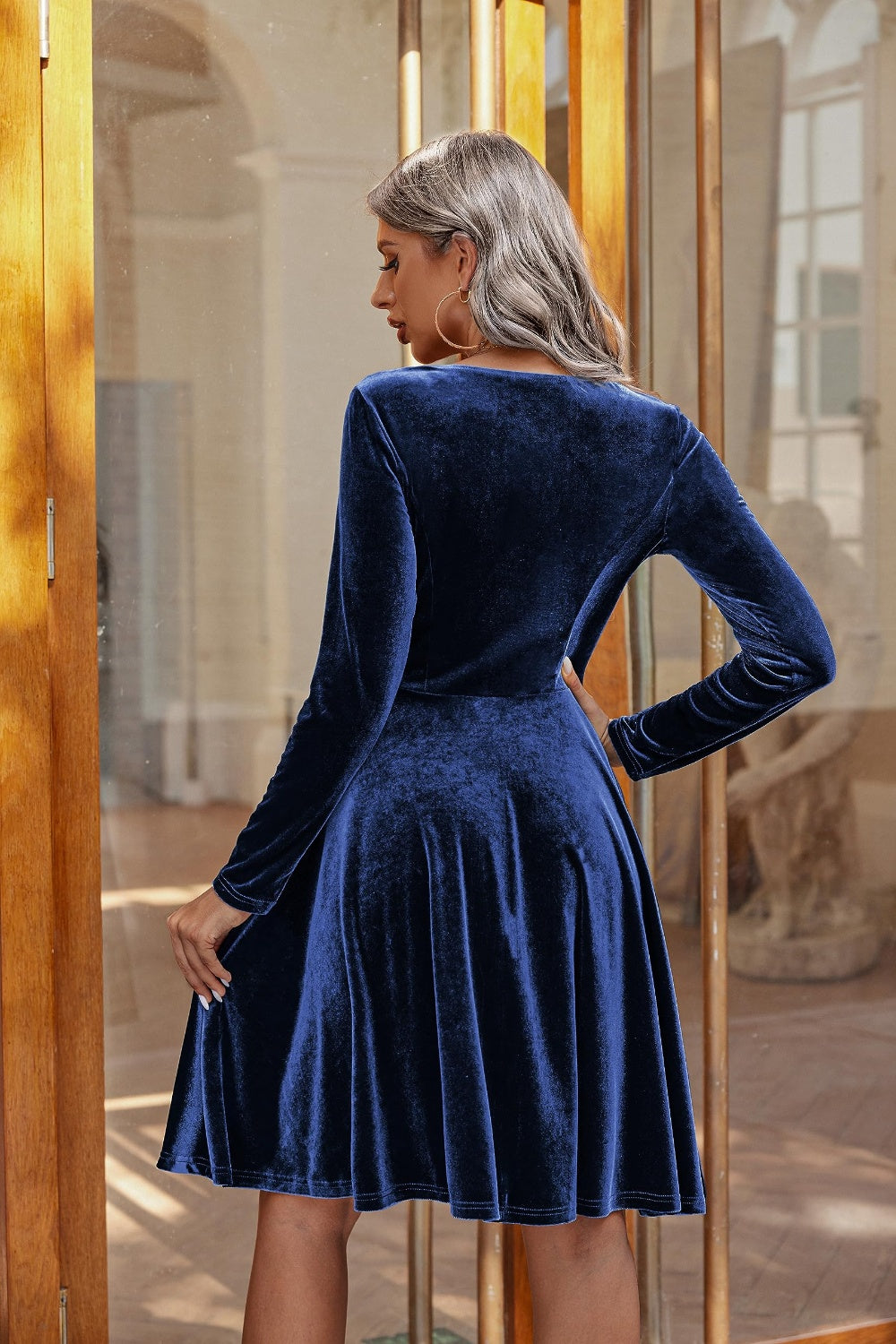 Round Neck Long Sleeve Knee Length Dress - Navy / S