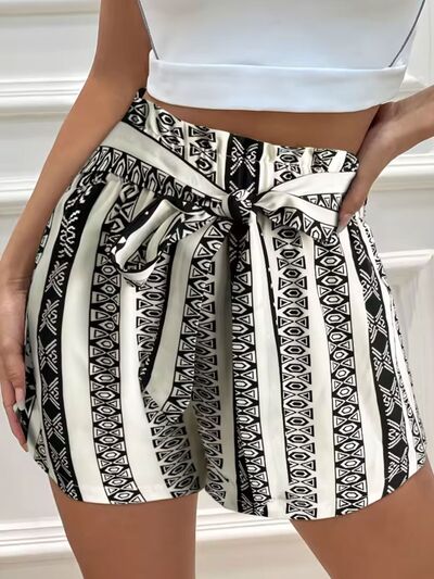 Tied Geometric Shorts - Amexza