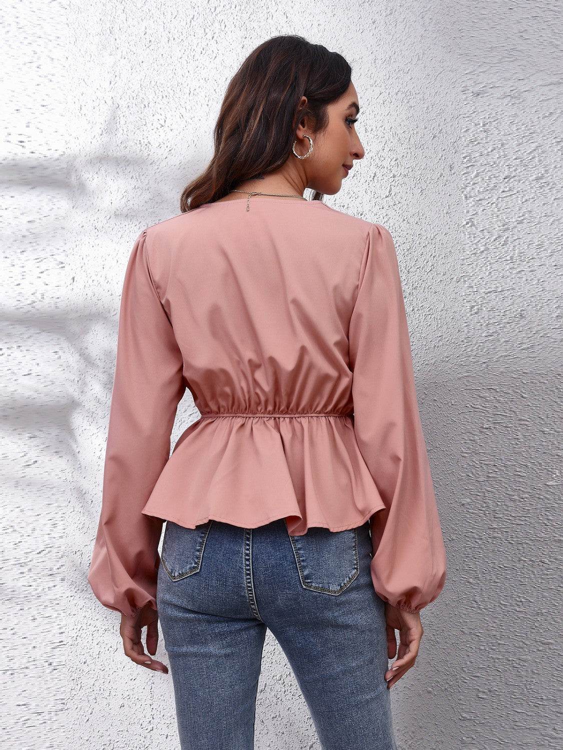 V-Neck Balloon Sleeve Peplum Blouse for a perfect OOTD – dress to impress outfits from Amexza