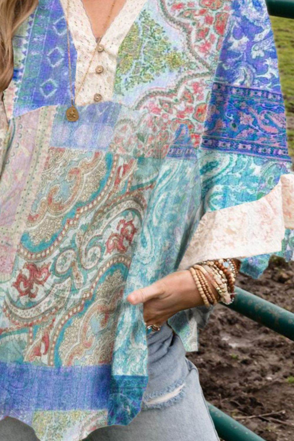 Lace Detail Patchwork Notched Three-Quarter Sleeve Blouse for a perfect OOTD – dress to impress outfits from Amexza