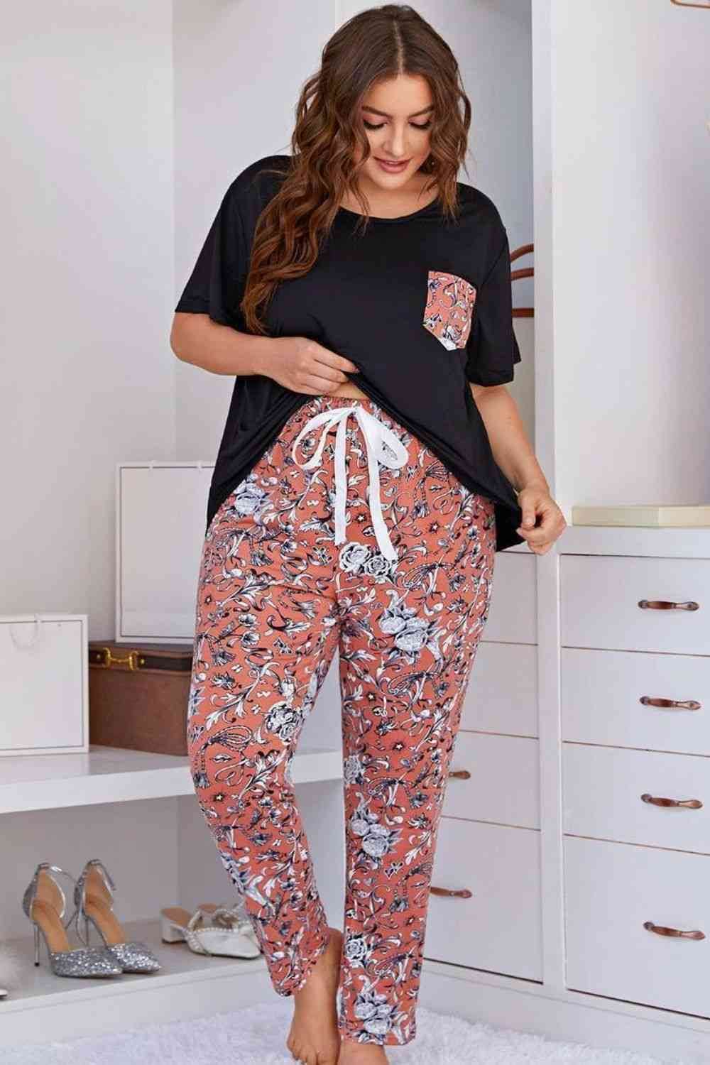 Plus Size Contrast Round Neck Tee and Floral Pants Lounge Set for a perfect OOTD – dress to impress outfits from Amexza