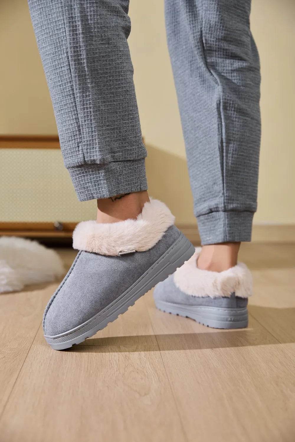 Faux Fur Round Toe Platform Slippers for a perfect OOTD – dress to impress outfits from Amexza