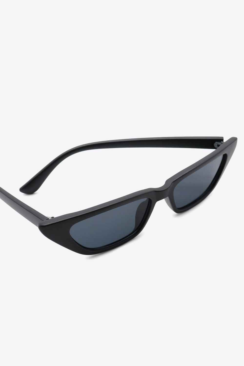 UV400 Polycarbonate Cat Eye Sunglasses for a perfect OOTD – dress to impress outfits from Amexza