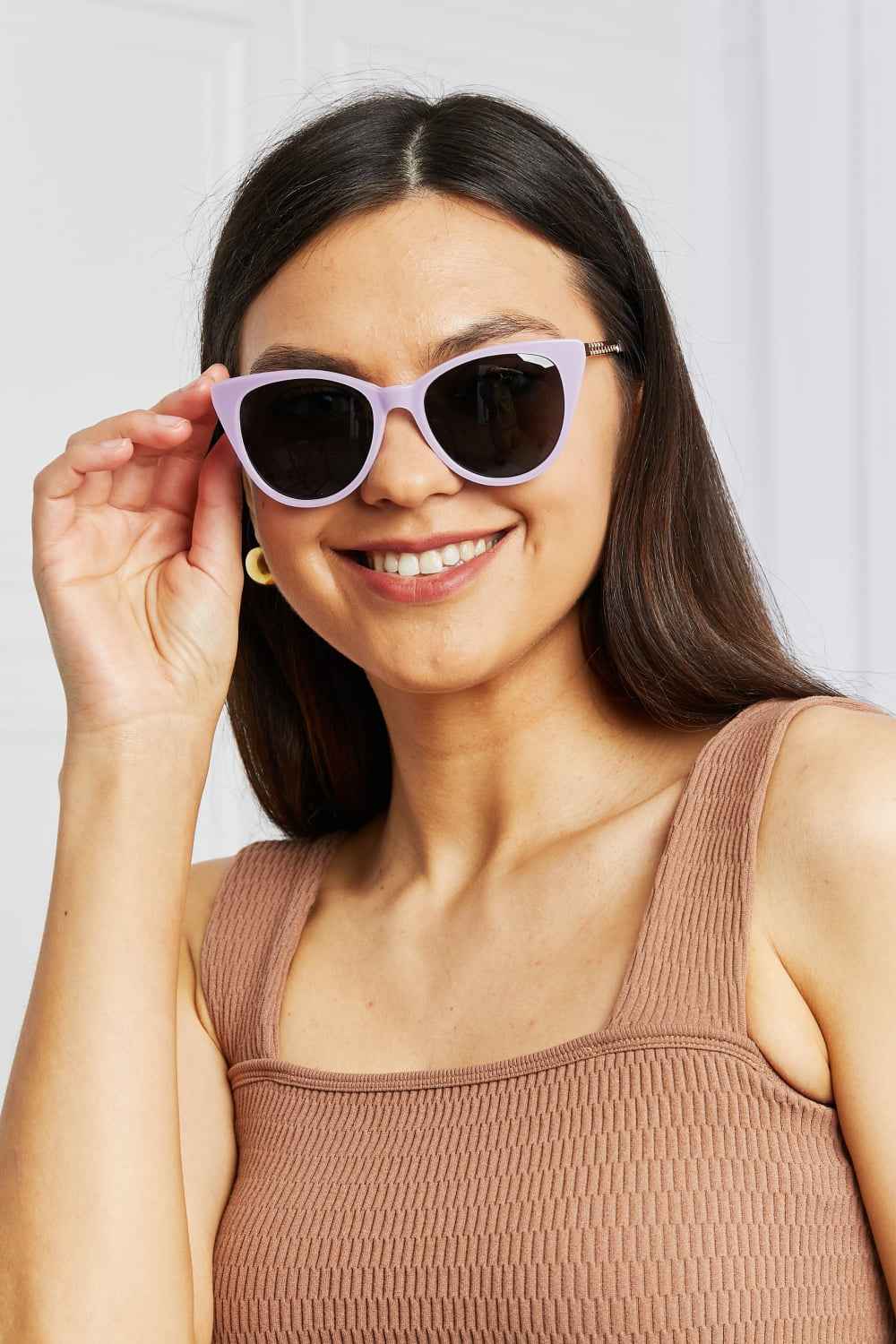 Cat-Eye Acetate Frame Sunglasses for a perfect OOTD – dress to impress outfits from Amexza