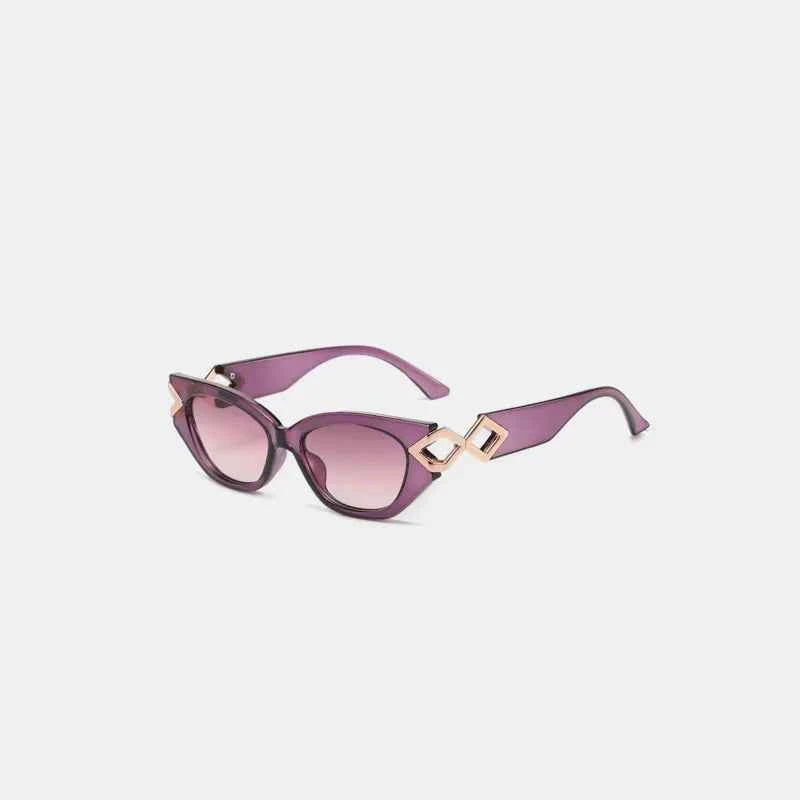 Polycarbonate Frame Cat-Eye Sunglasses for a perfect OOTD – dress to impress outfits from Amexza