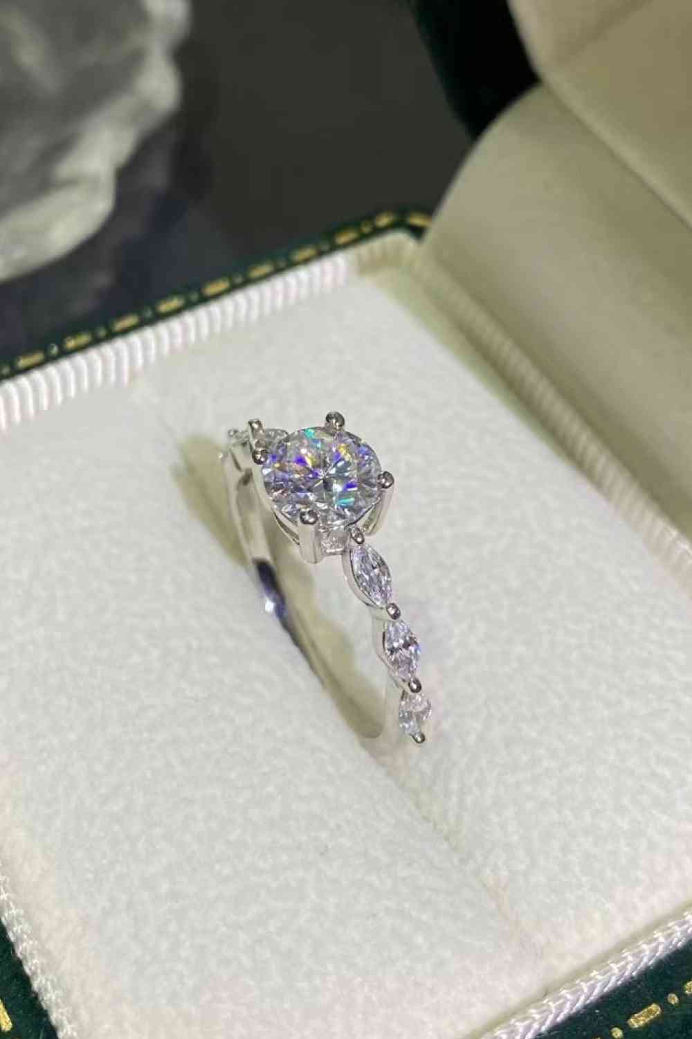 Now I See 1 Carat Moissanite Ring for a perfect OOTD – dress to impress outfits from Amexza