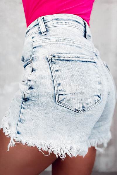 Raw Hem Buttoned Denim Shorts with Pockets for a perfect OOTD – dress to impress outfits from Amexza