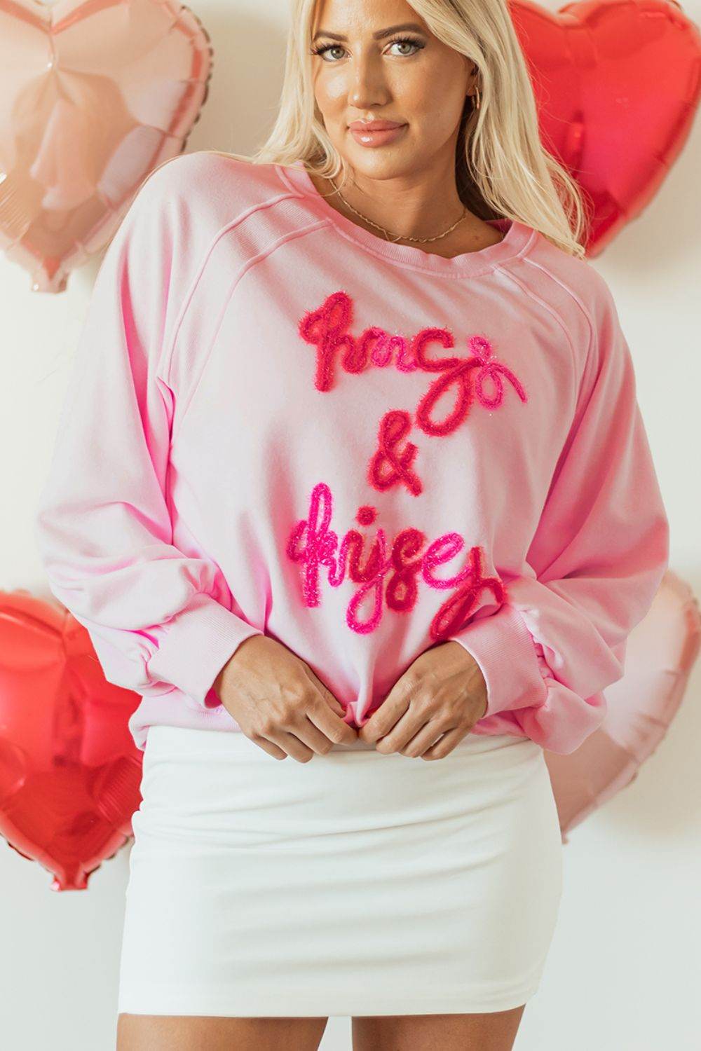 Valentine’s Day HUG AND KISSES Round Neck Sweatshirt for a perfect OOTD – dress to impress outfits from Amexza