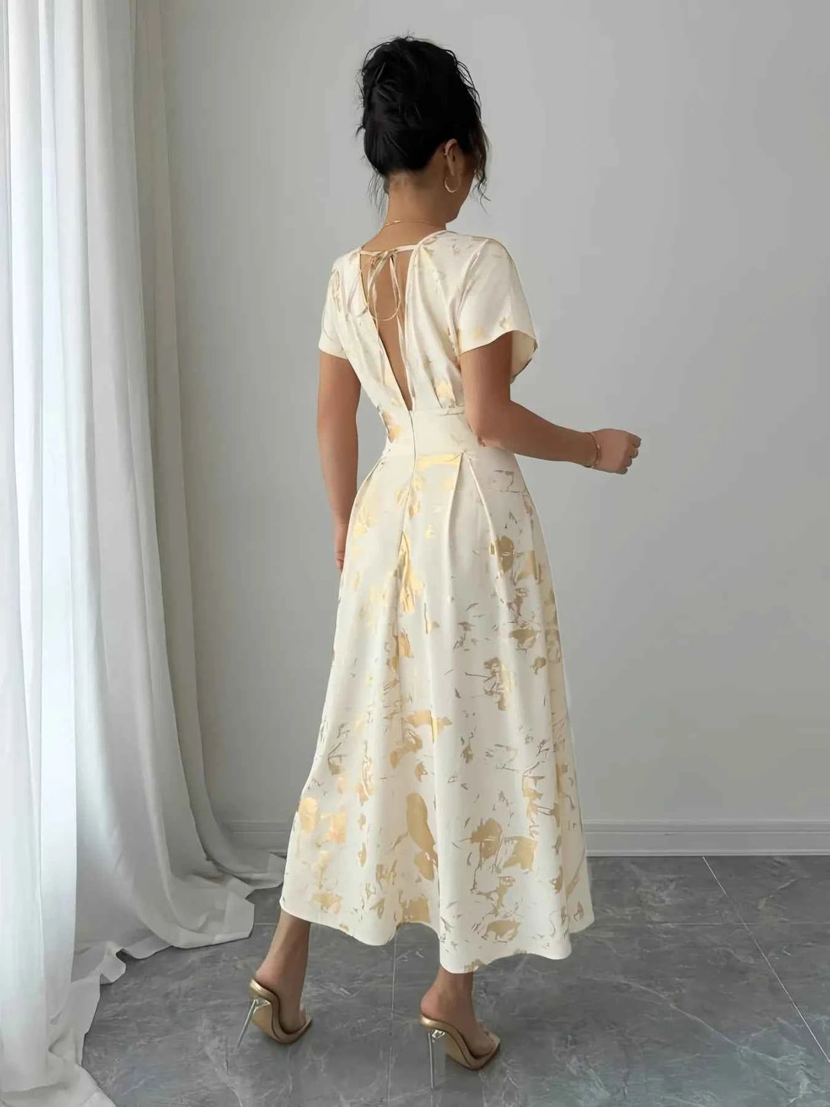 Printed V-Neck Short Sleeve Dress